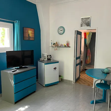 Rez De Chaussee De Toulon